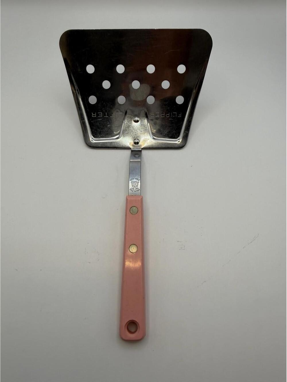 Vtg EKCO Forge Stainless Steel Pink Handle Flipper Lifter 5.5” Excellent ￼